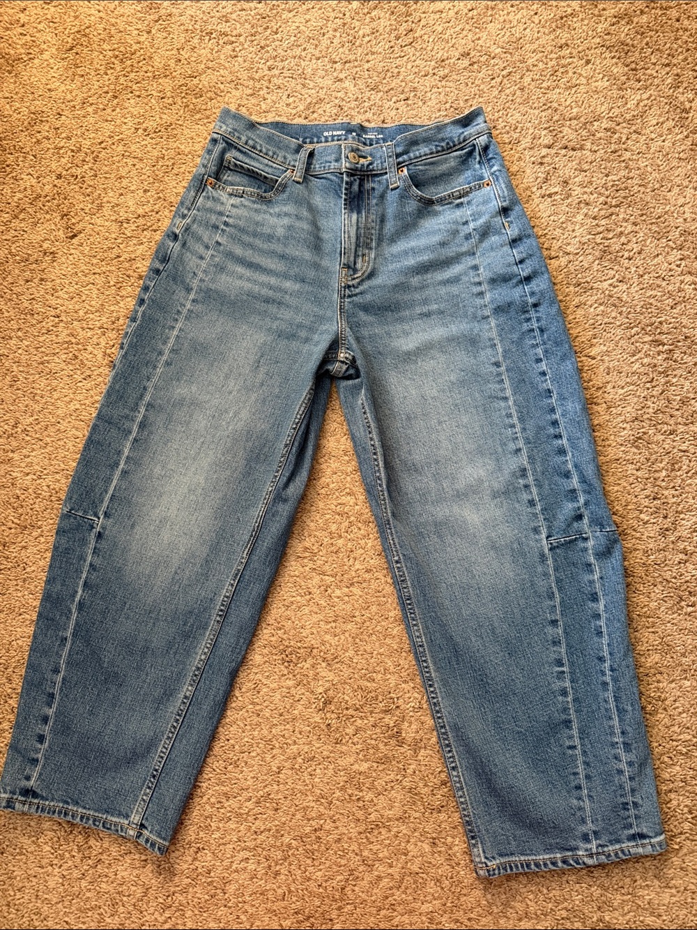 Old Navy High Rise Barrel Jeans size 10